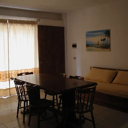 Bianca Aparthotel 3*